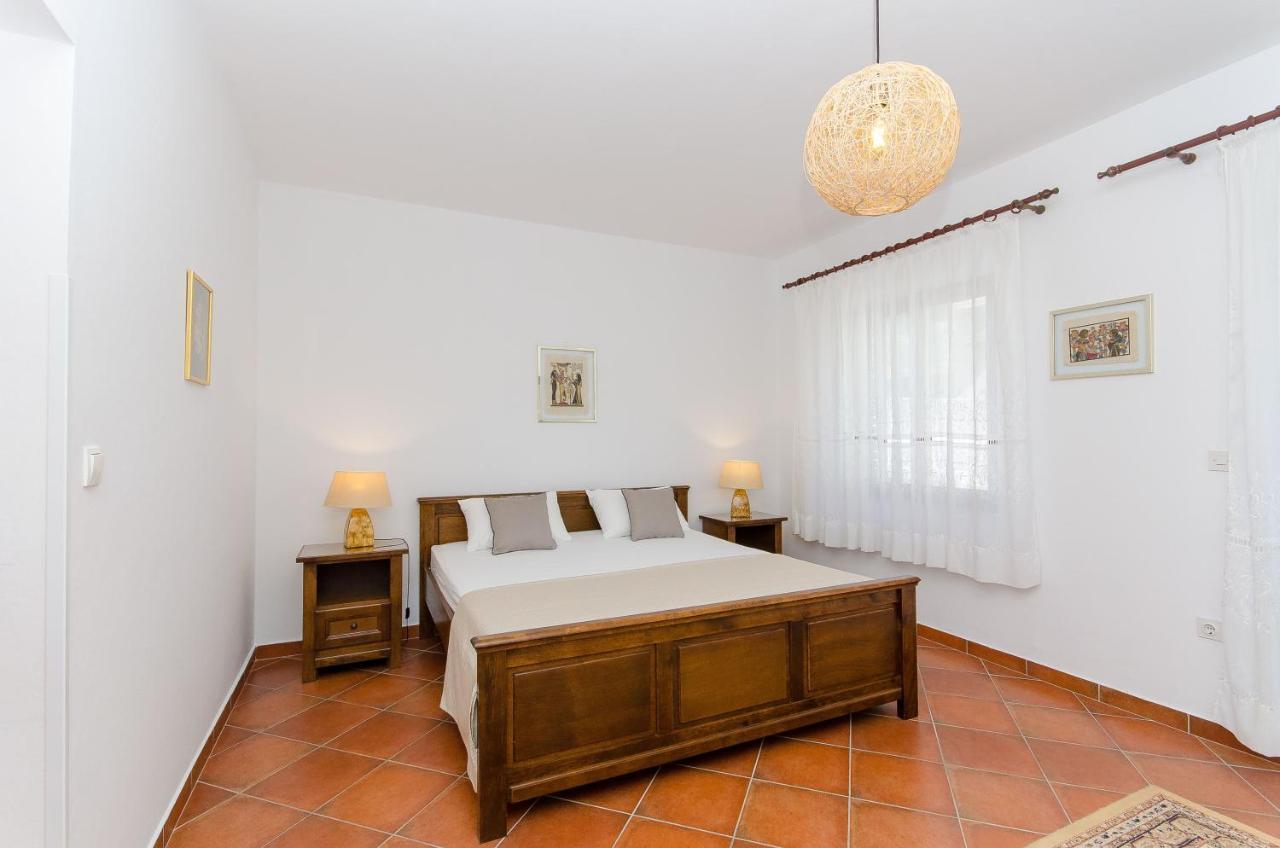 Antares Apartments Кавтат Екстериор снимка
