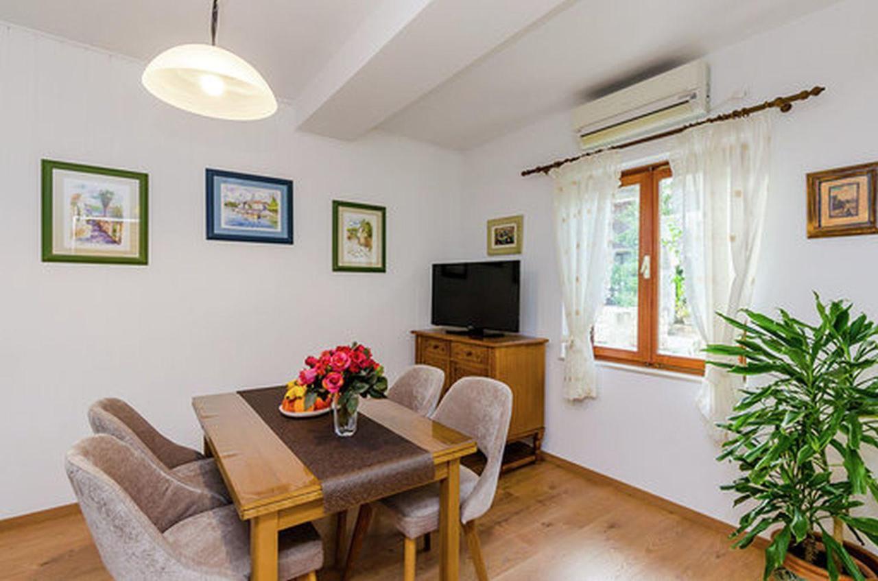 Antares Apartments Кавтат Екстериор снимка